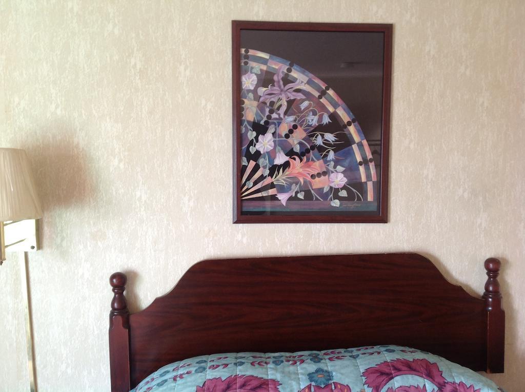 Budget Inn Hazelwood Habitación foto